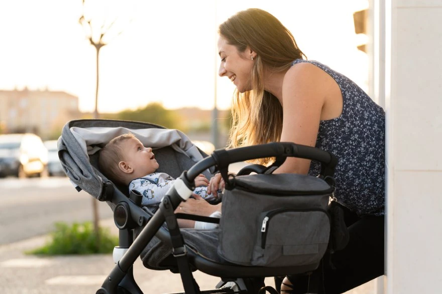Čemu služi organizer za kolica i šta može da stane u njega?