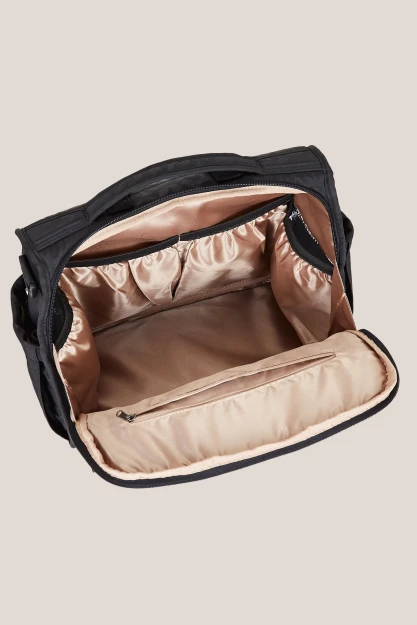 IVI Elegant Black